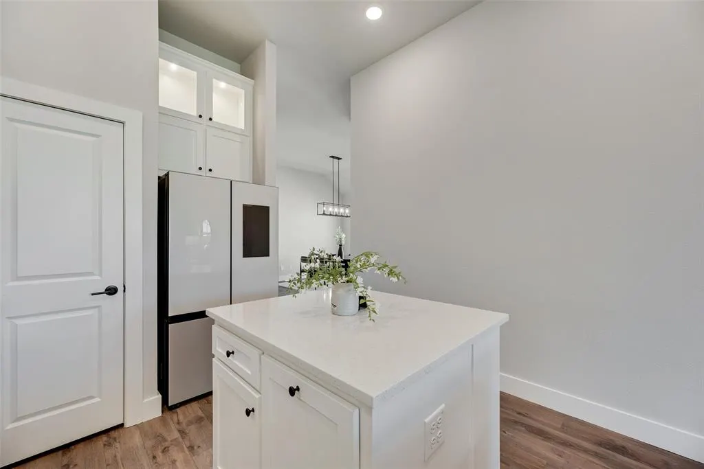 6237 White Creek Drive