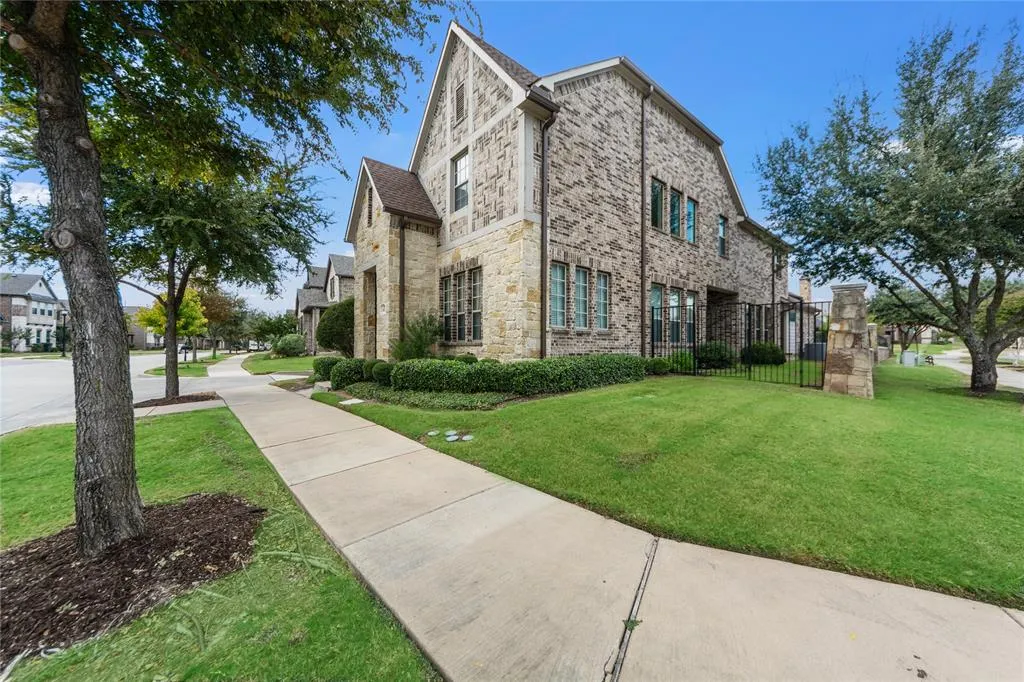 1032 Margo Drive