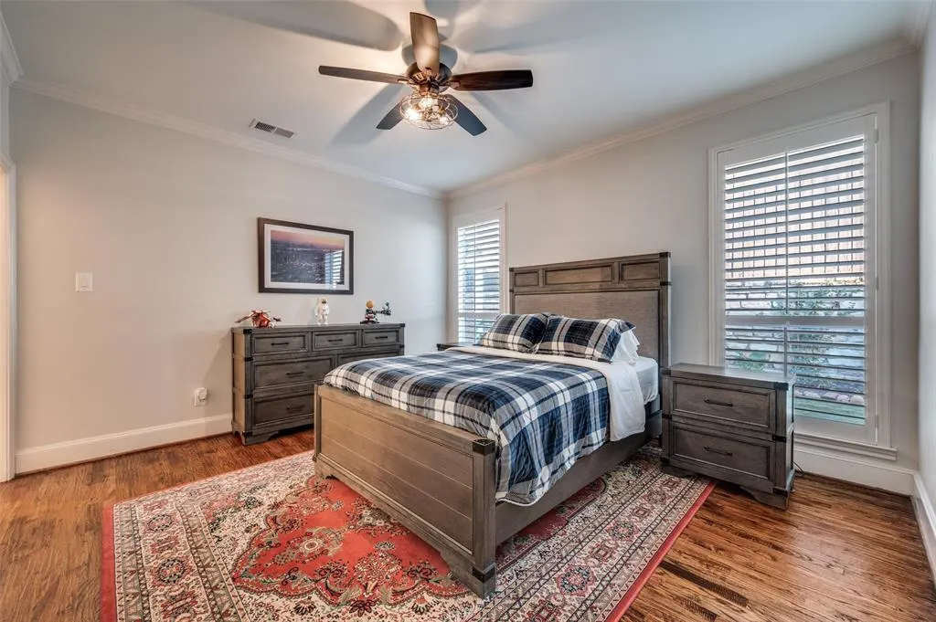 4632 Pine Valley Drive