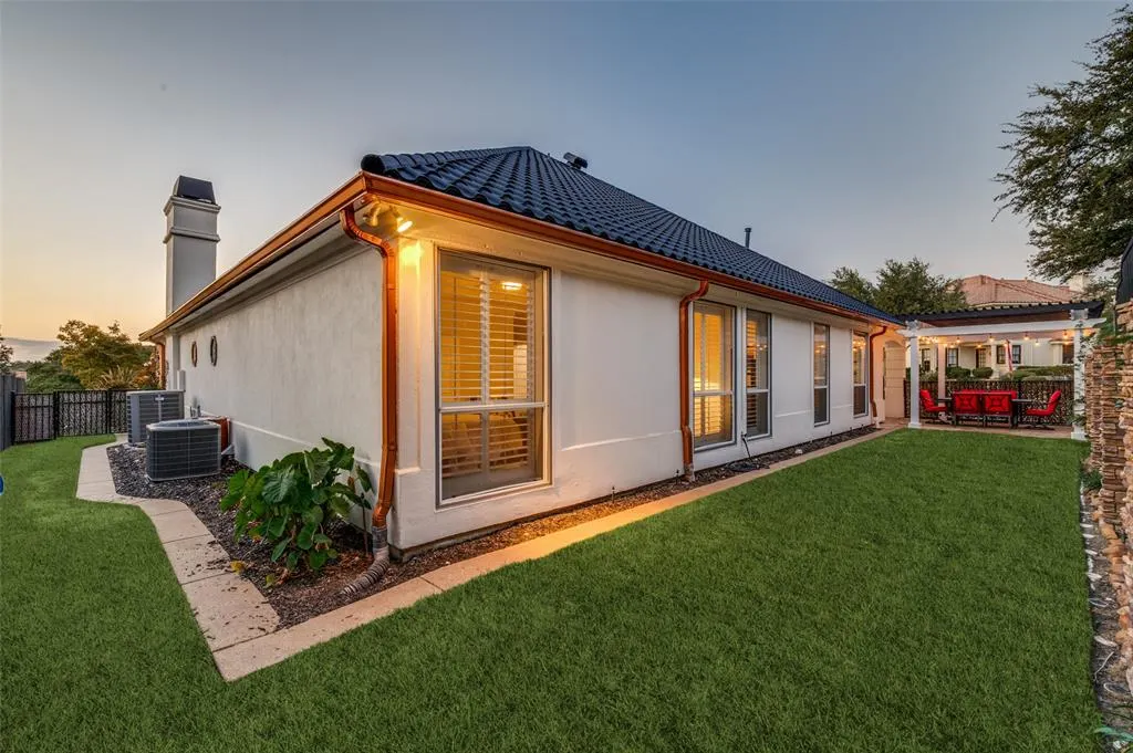 4632 Pine Valley Drive