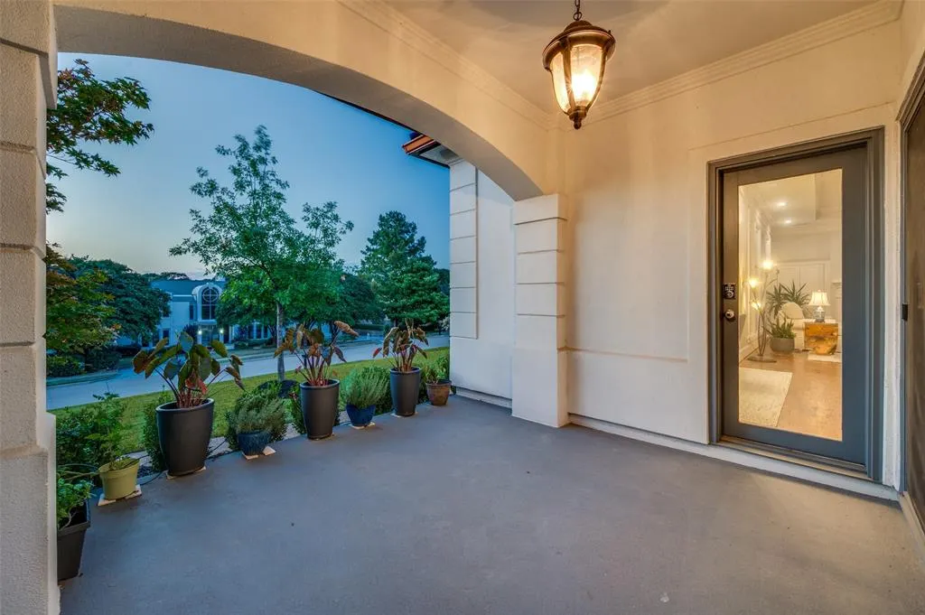 4632 Pine Valley Drive