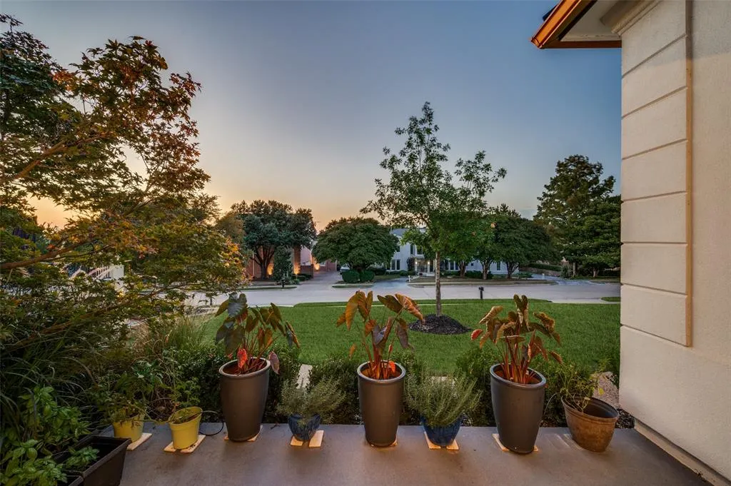 4632 Pine Valley Drive