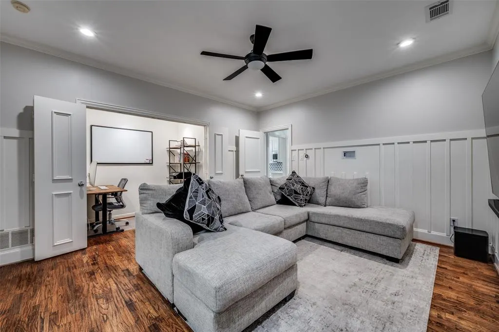 4632 Pine Valley Drive