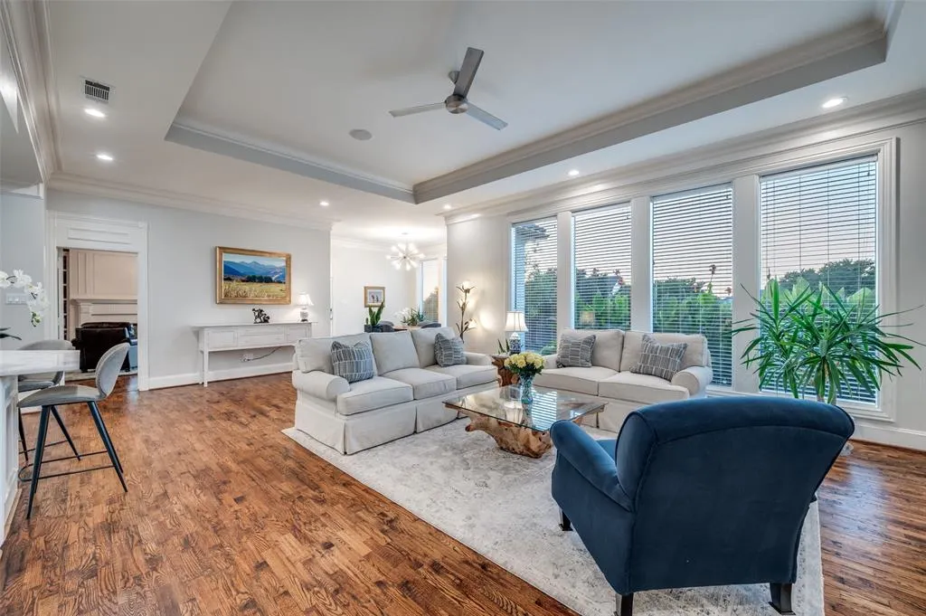 4632 Pine Valley Drive