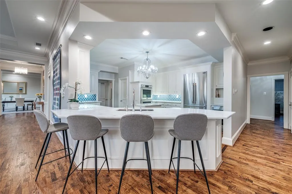 4632 Pine Valley Drive