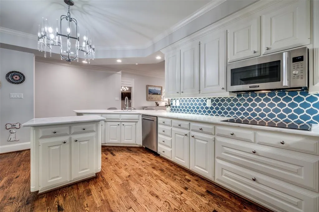 4632 Pine Valley Drive