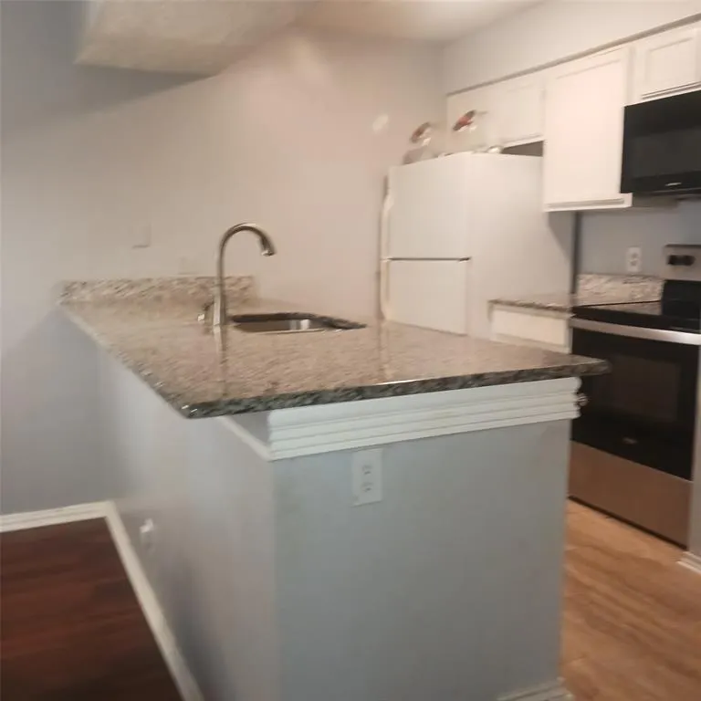 5750 Phoenix Drive, #33