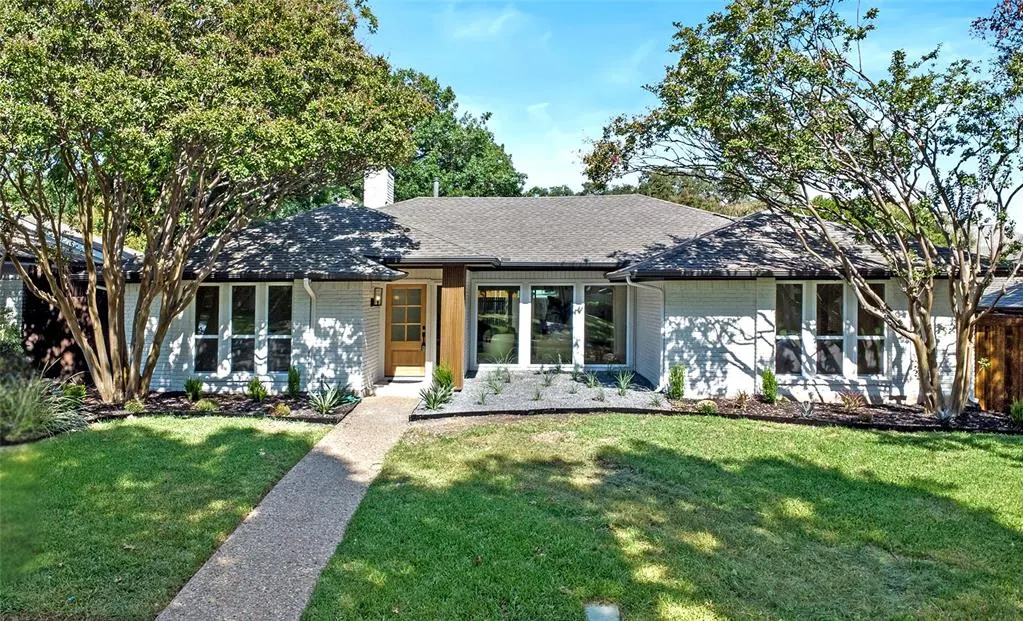 6029 Daven Oaks Drive