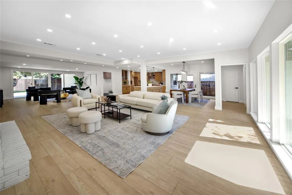 6029 Daven Oaks Drive