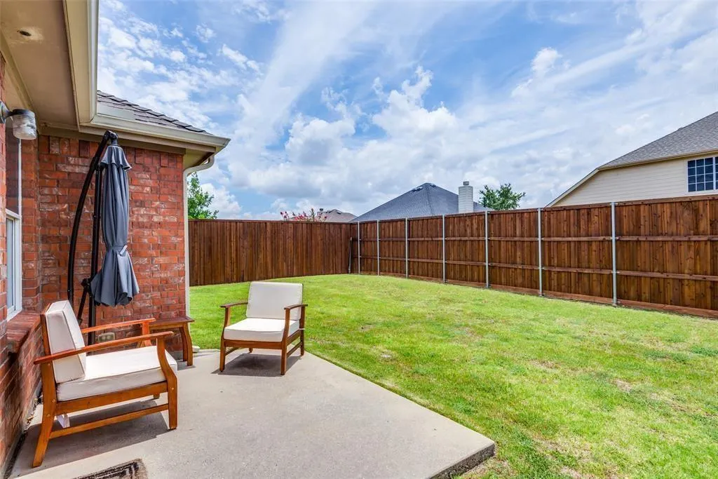 3032 Lakefield Drive