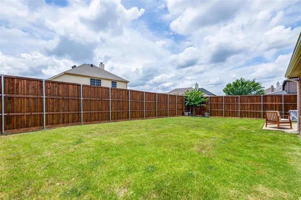3032 Lakefield Drive