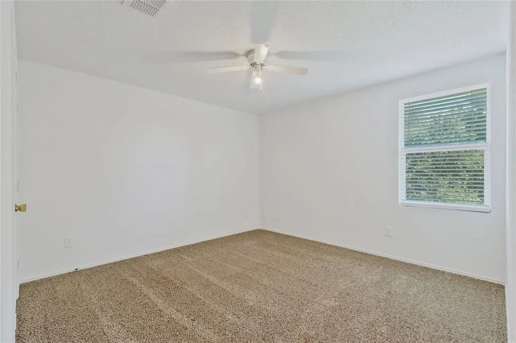 2613 S Wavecrest Court