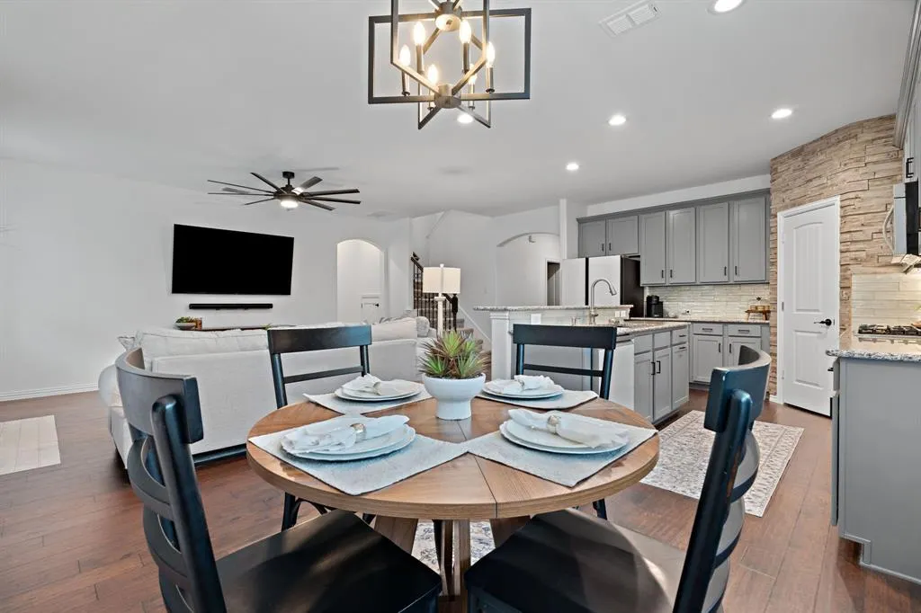 2605 Calmwater Drive