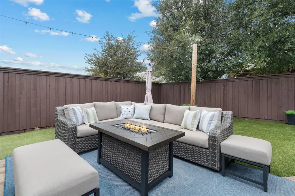 2605 Calmwater Drive