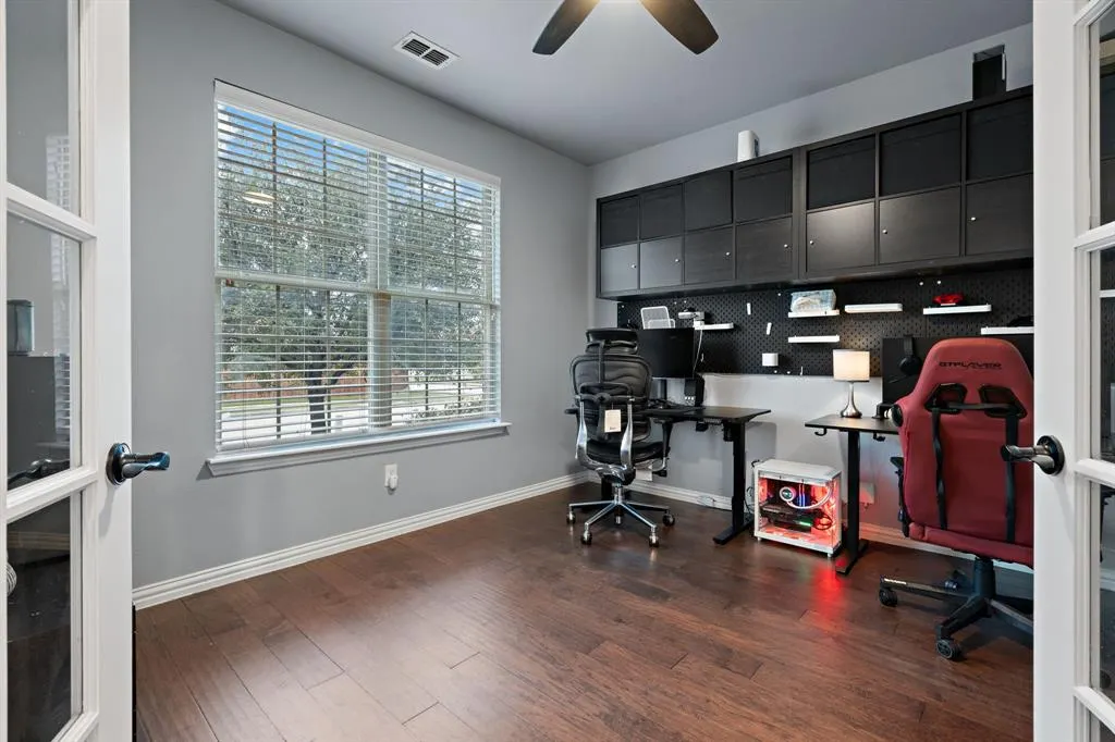 2605 Calmwater Drive