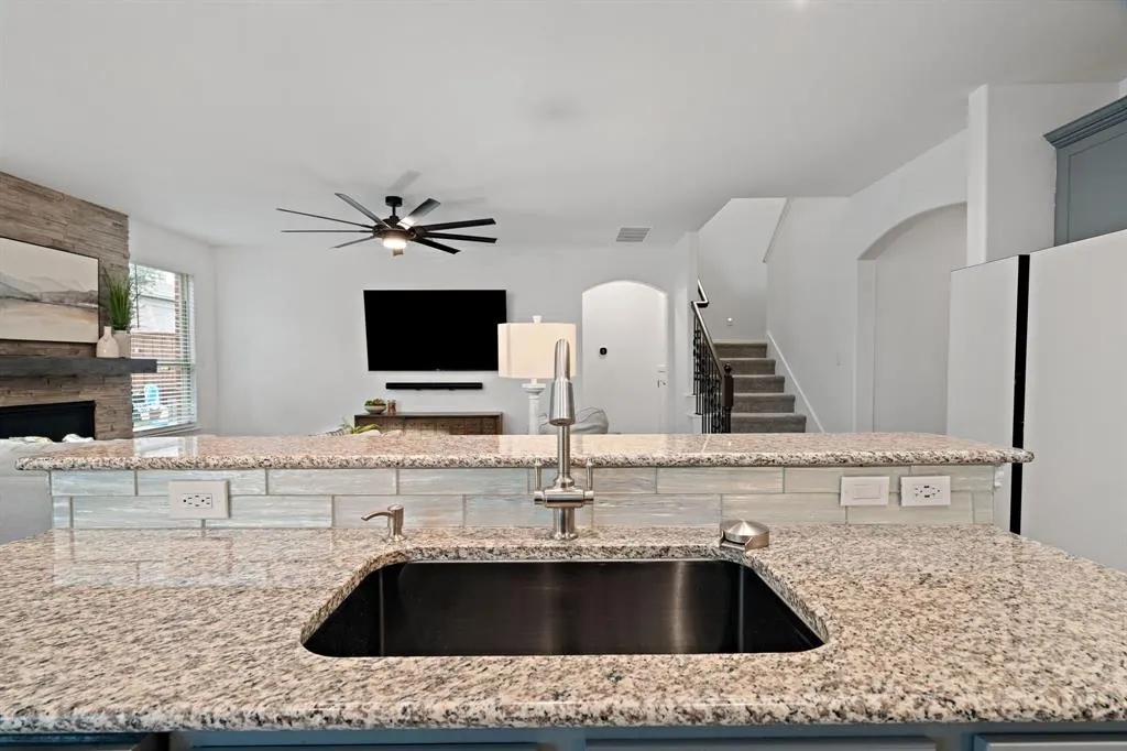 2605 Calmwater Drive