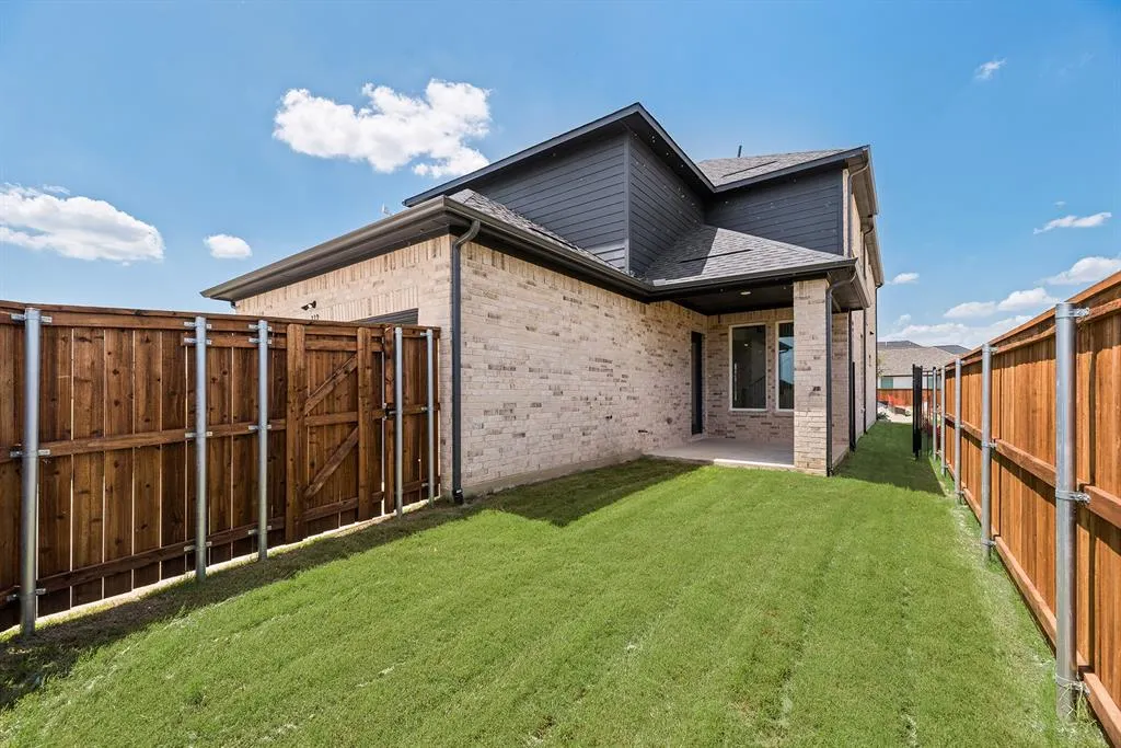312 Kite Street