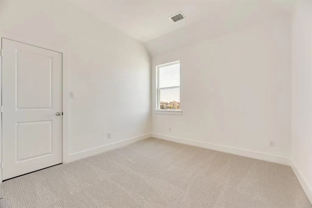 312 Kite Street