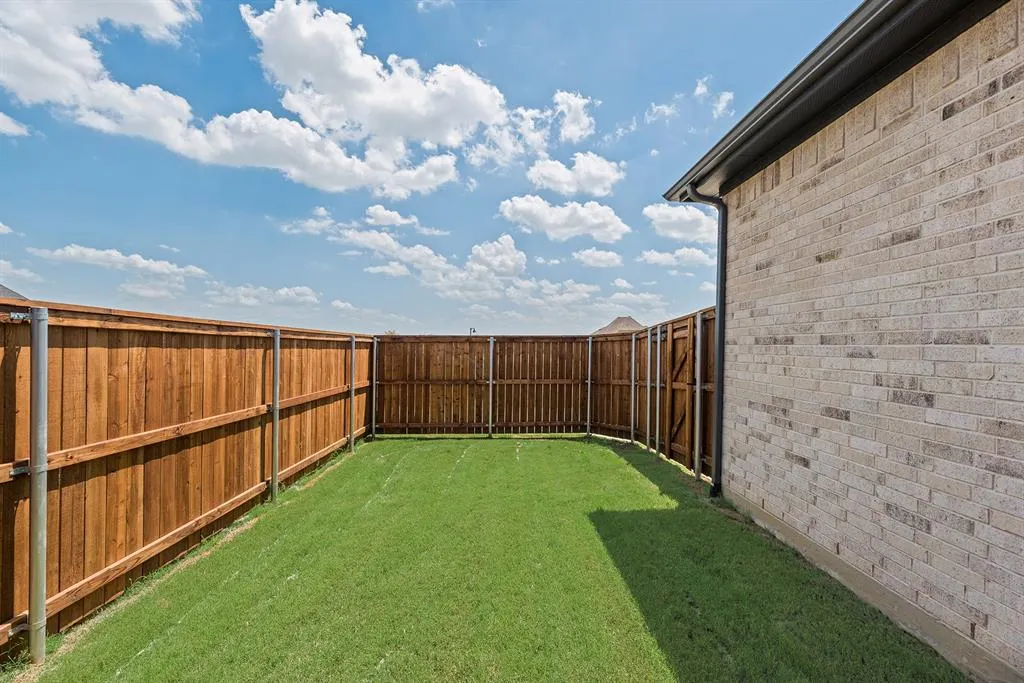 312 Kite Street