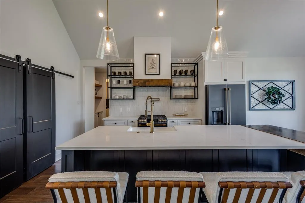 5919 County Road 408