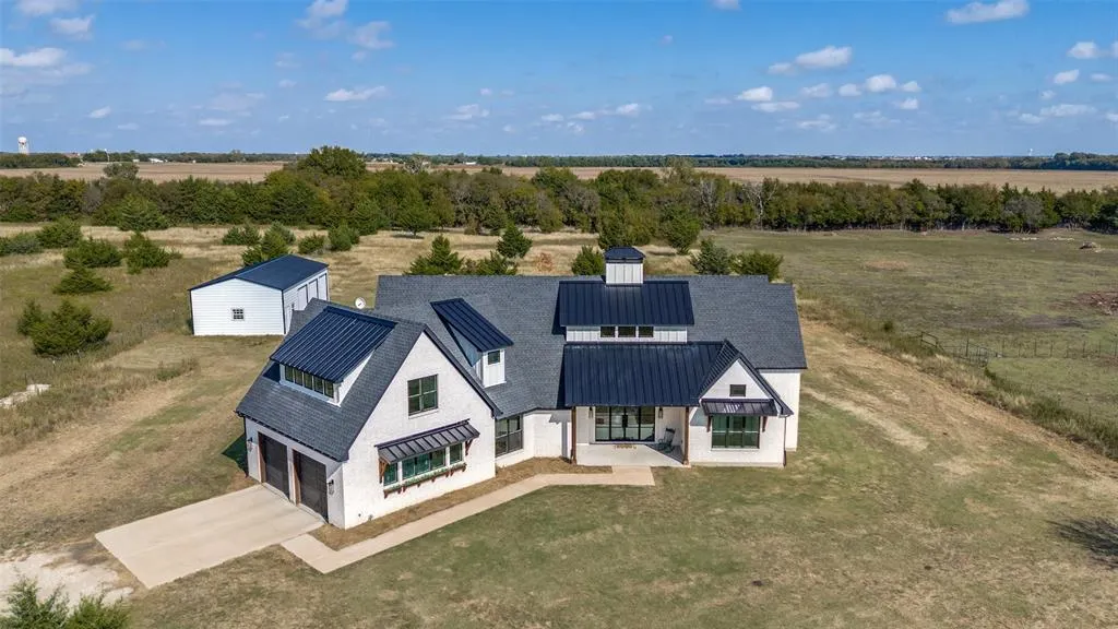 5919 County Road 408