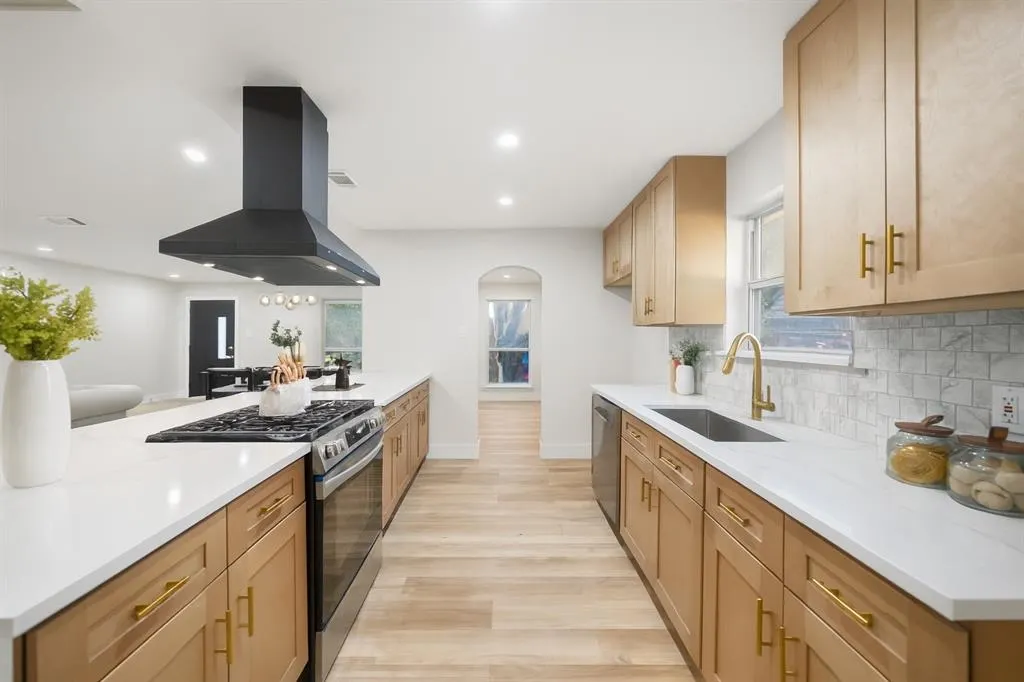 7837 Alto Caro Drive
