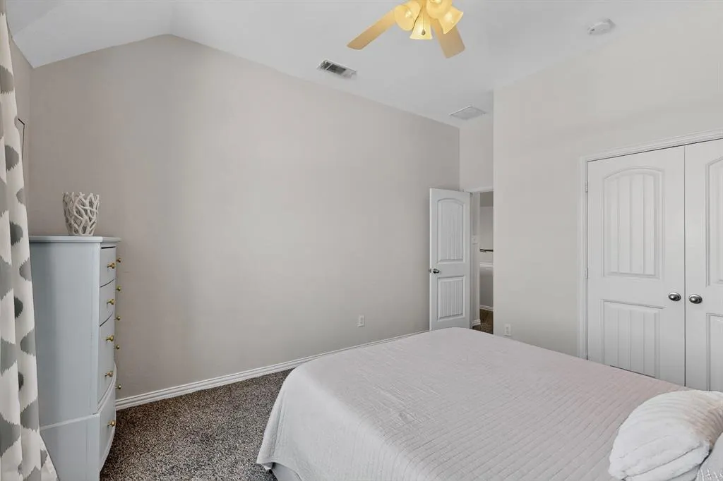 2298 Peaceful Pointe Drive