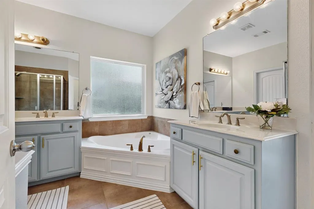 2298 Peaceful Pointe Drive