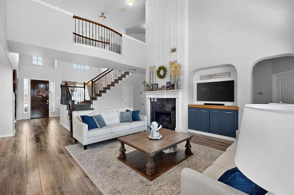 2298 Peaceful Pointe Drive