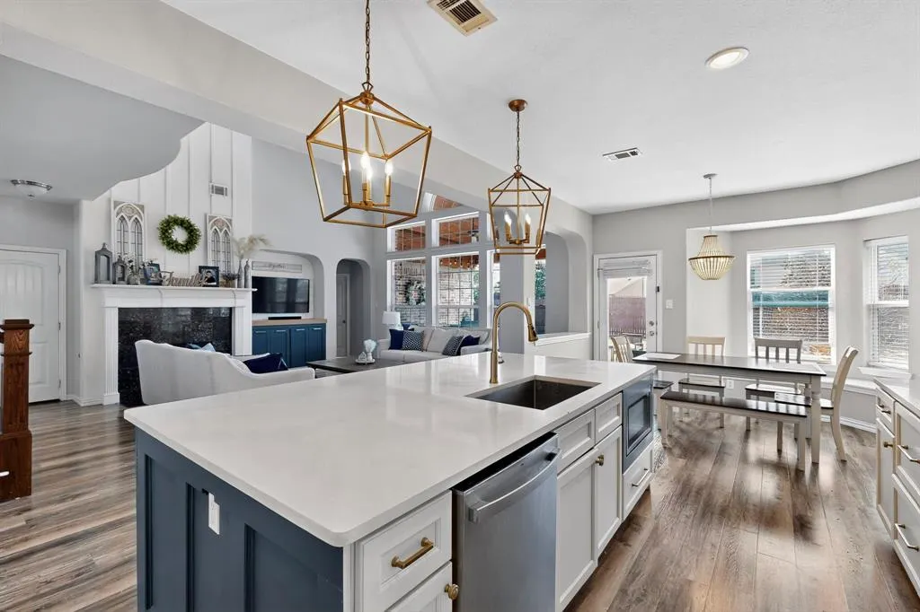 2298 Peaceful Pointe Drive