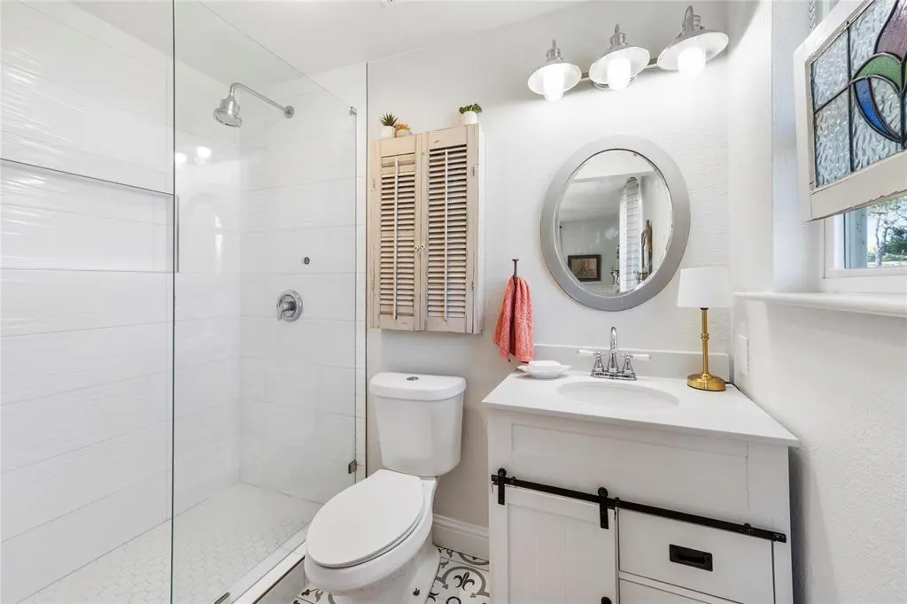 8235 County Road 506