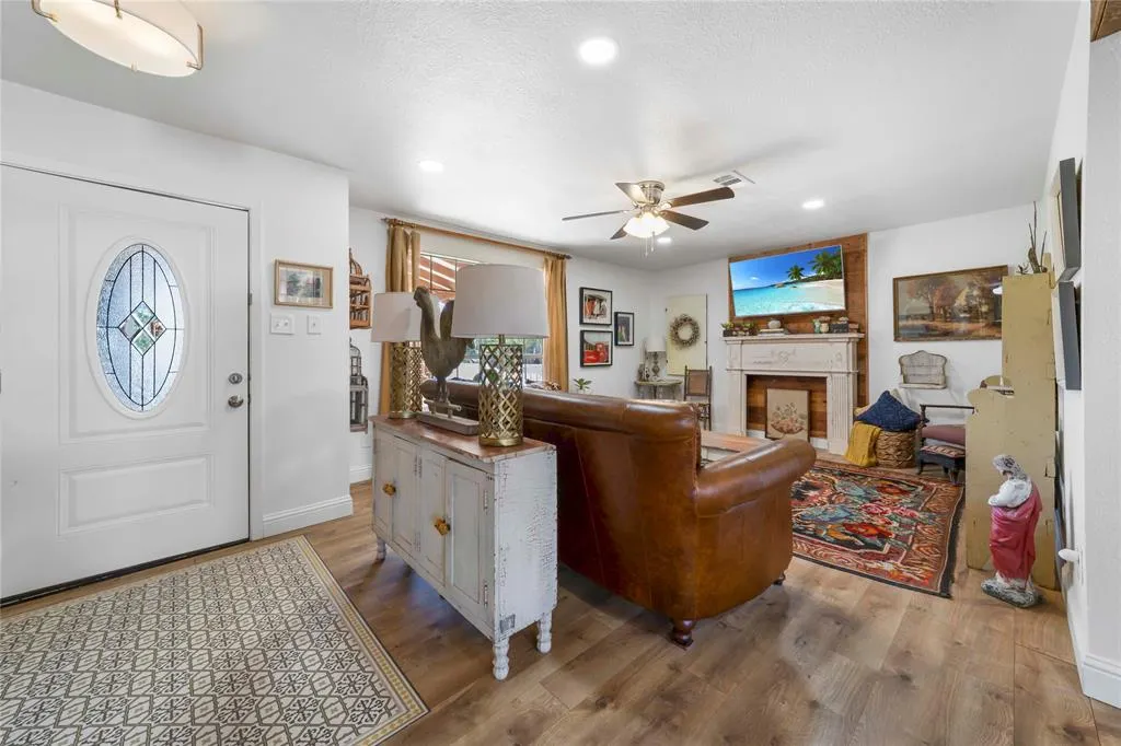 8235 County Road 506