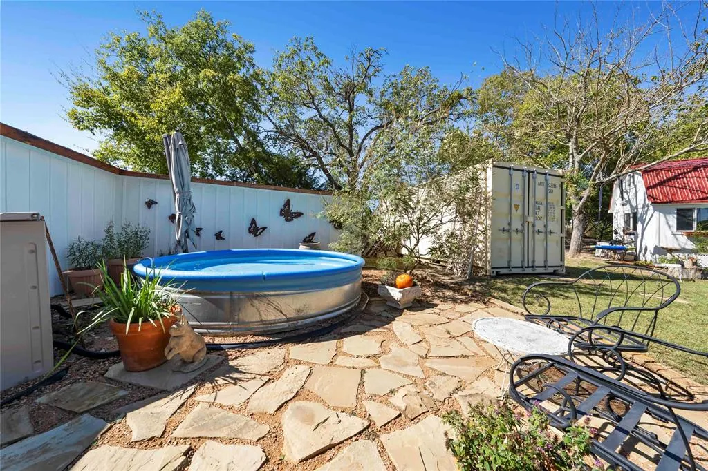 8235 County Road 506