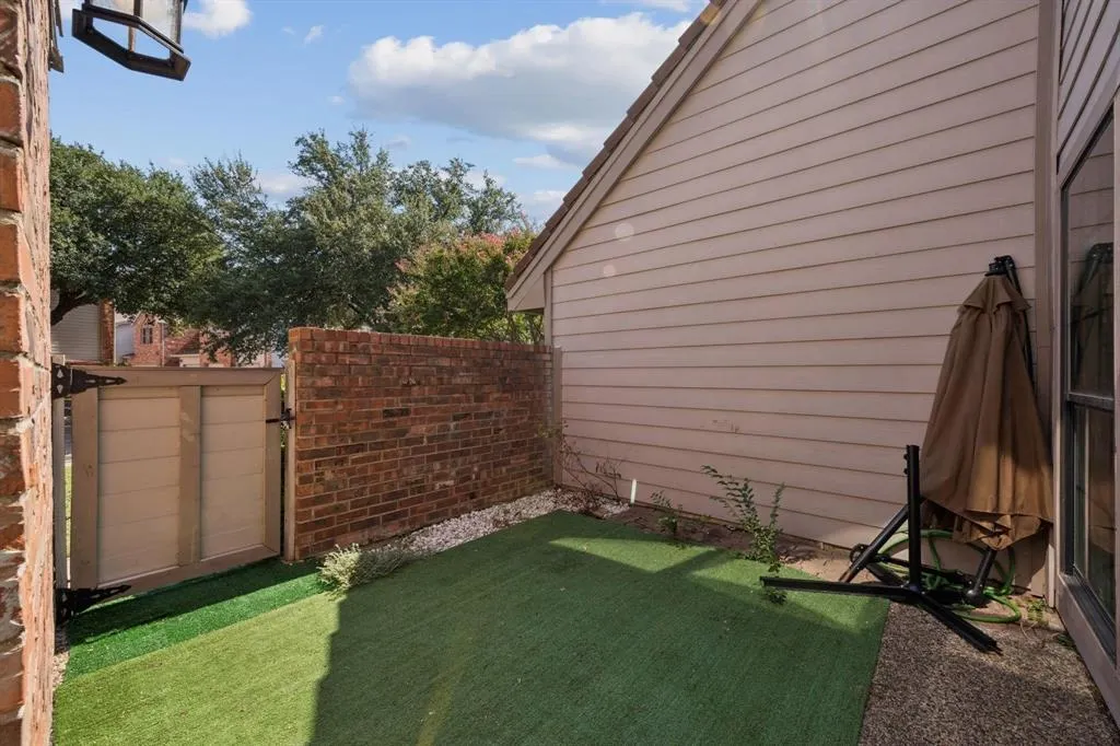 18240 Midway Road, #904