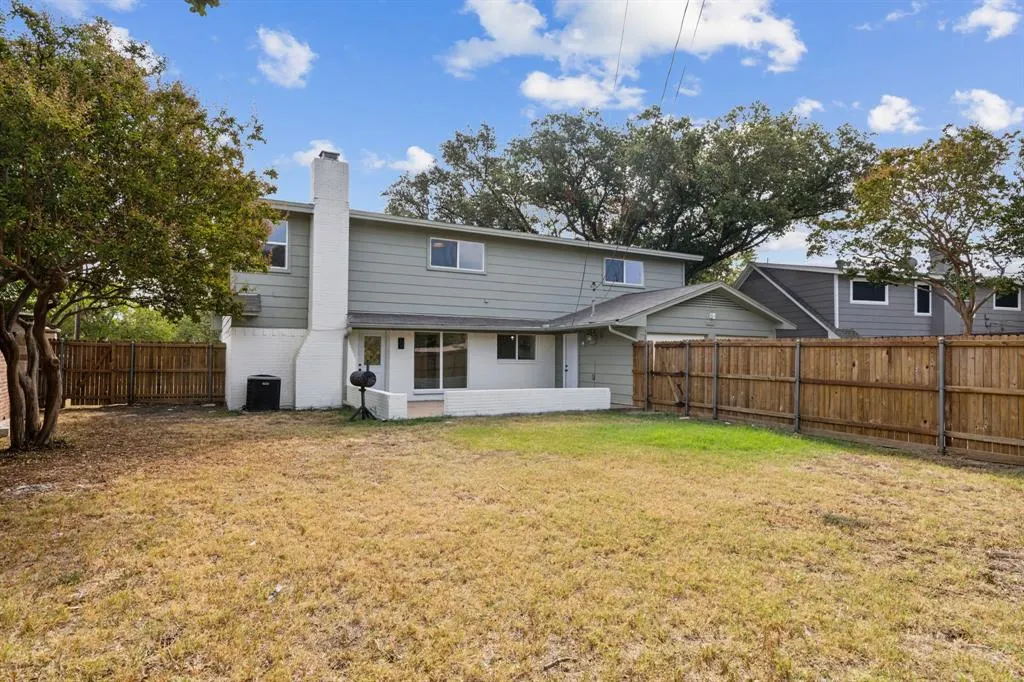 1915 Greenhaven Drive