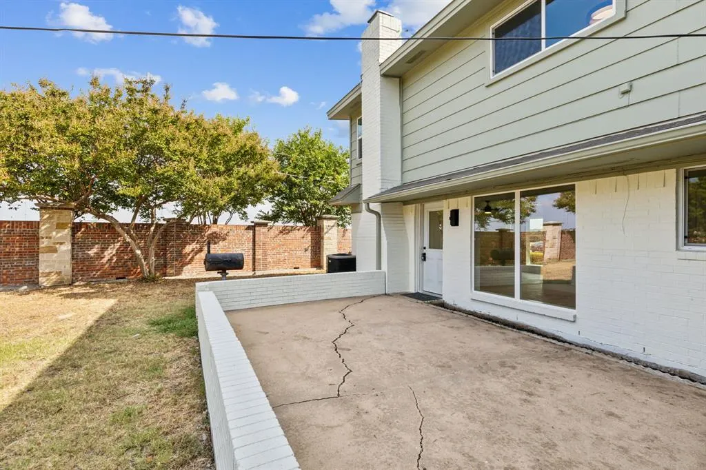 1915 Greenhaven Drive