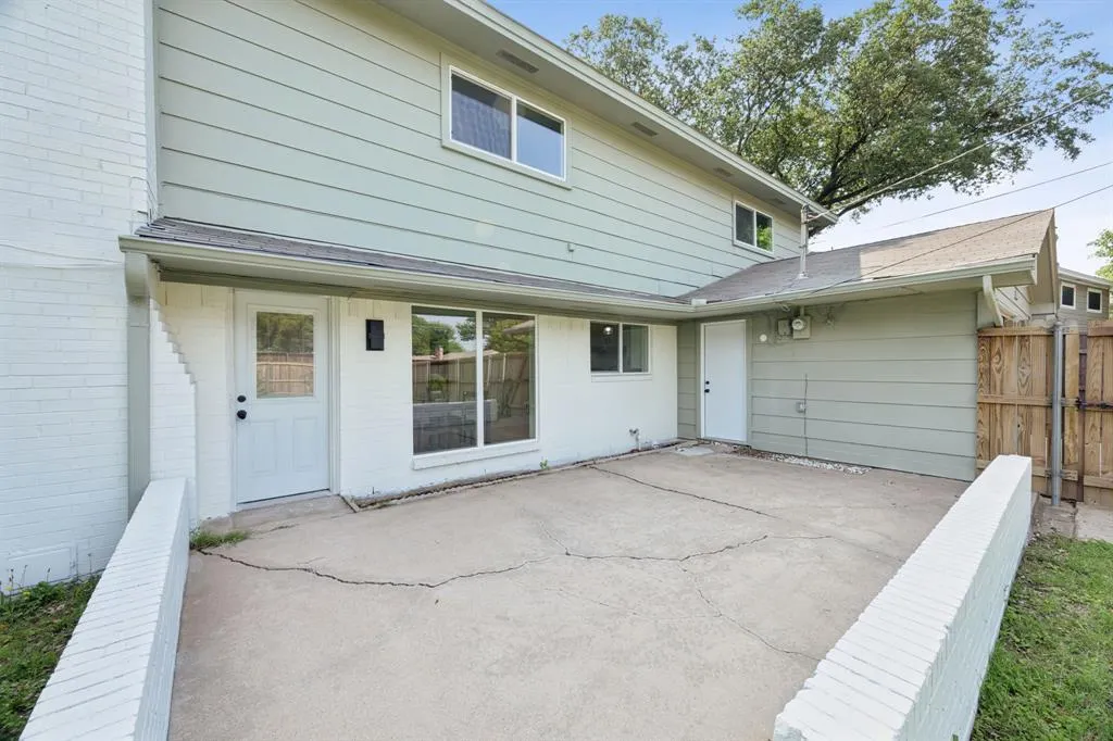 1915 Greenhaven Drive