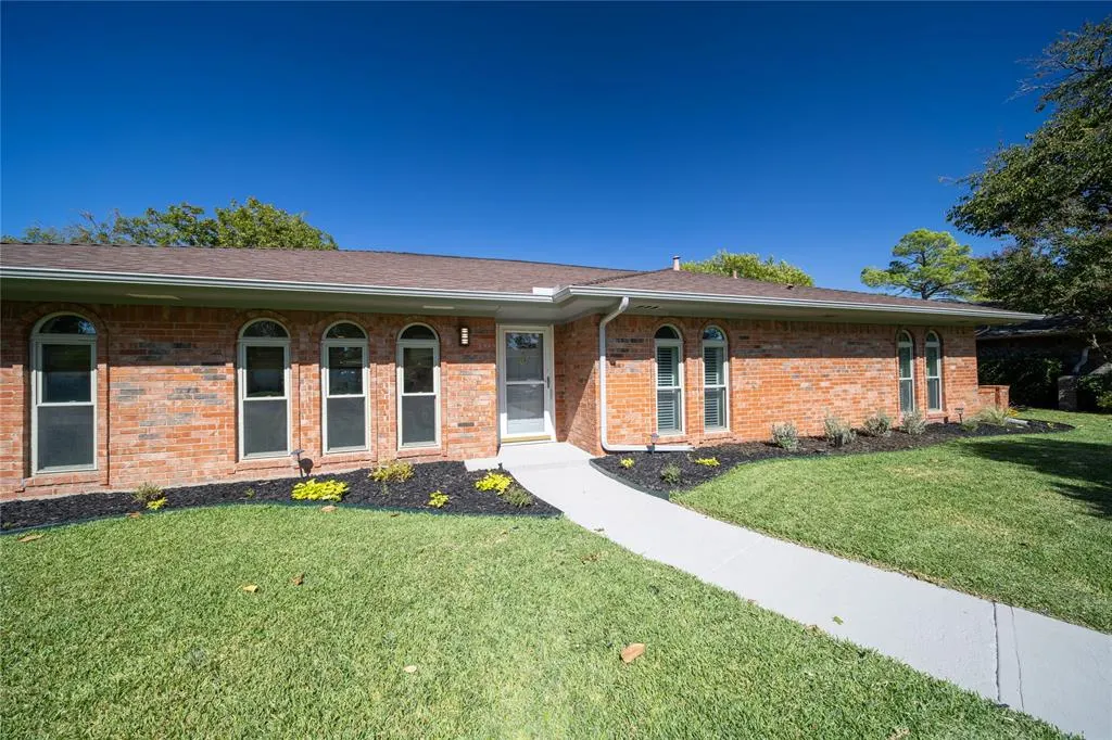 2517 Brennan Drive