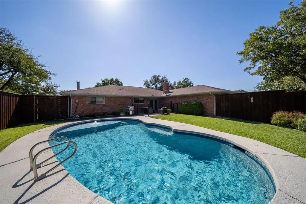 2517 Brennan Drive