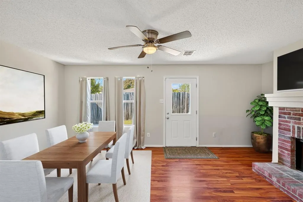 3106 Valley Crest Drive