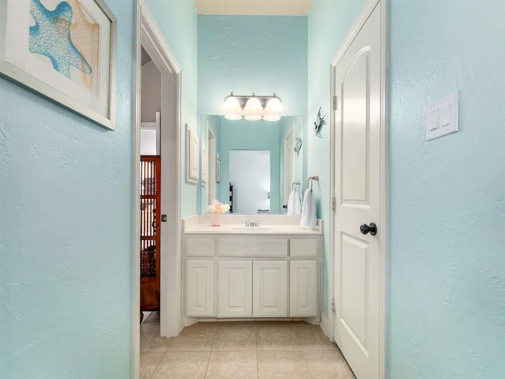 13195 Thornton Drive