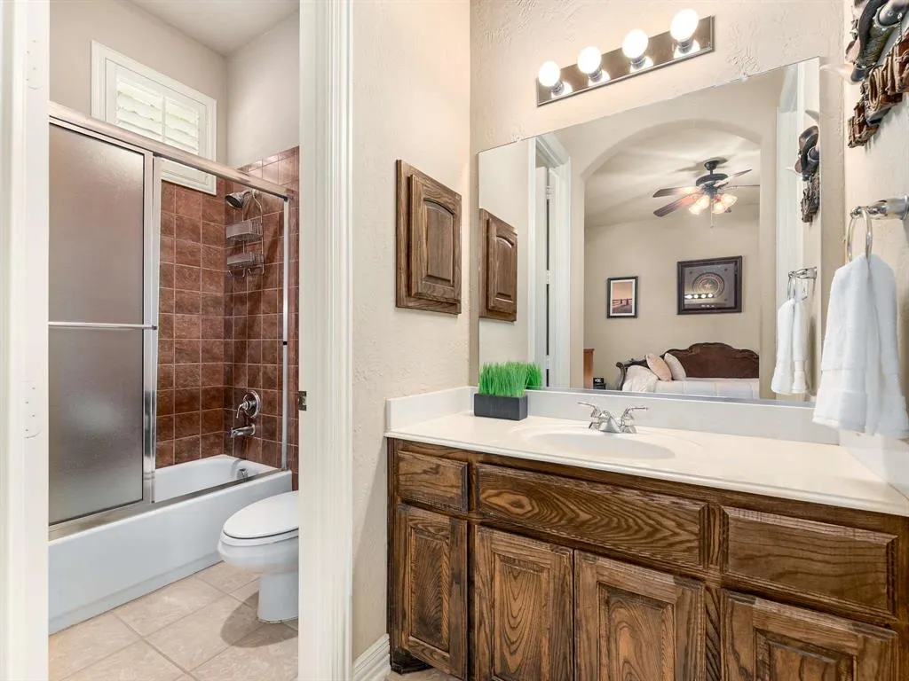 13195 Thornton Drive