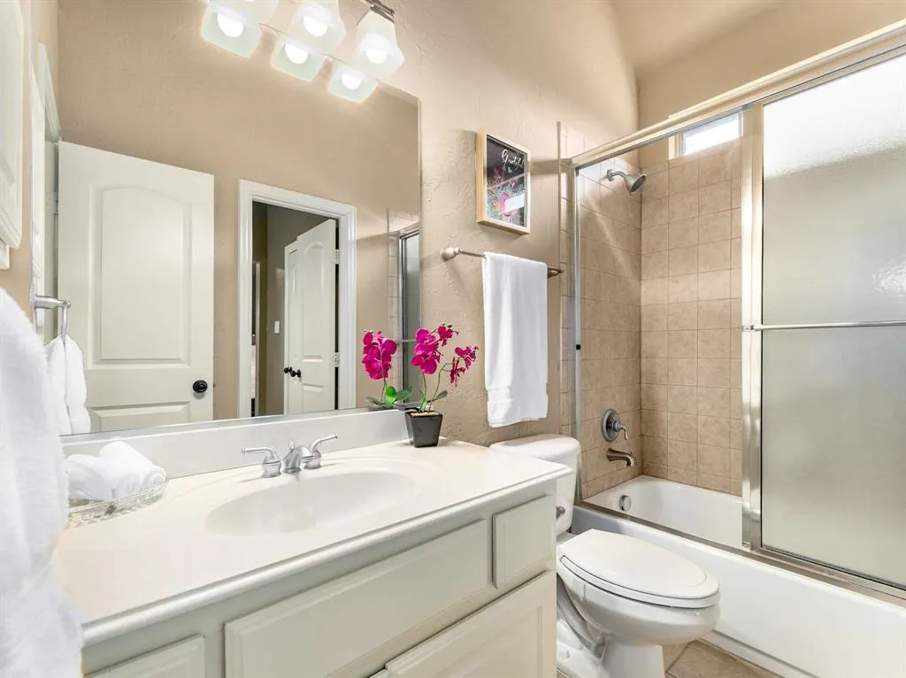 13195 Thornton Drive