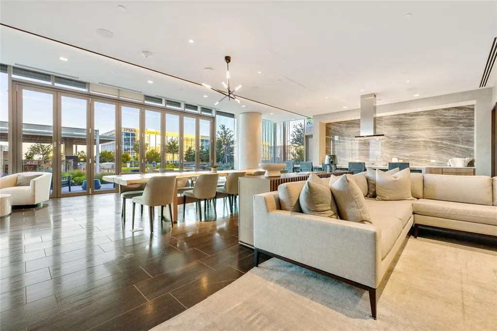 7901 Windrose Avenue, #1101