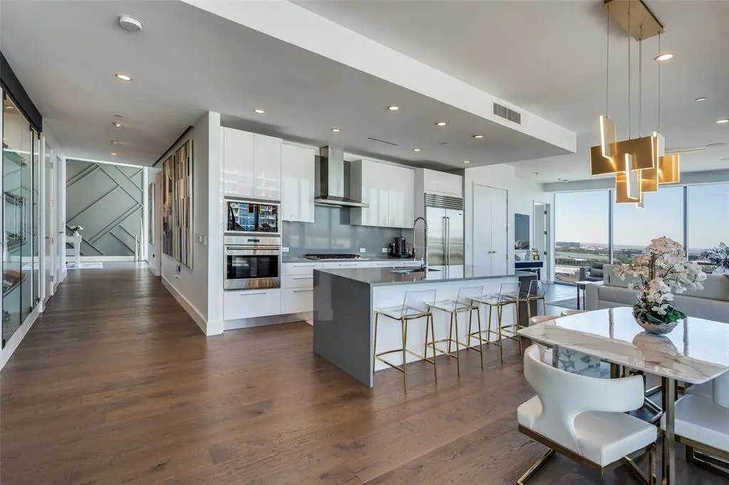 7901 Windrose Avenue, #1101