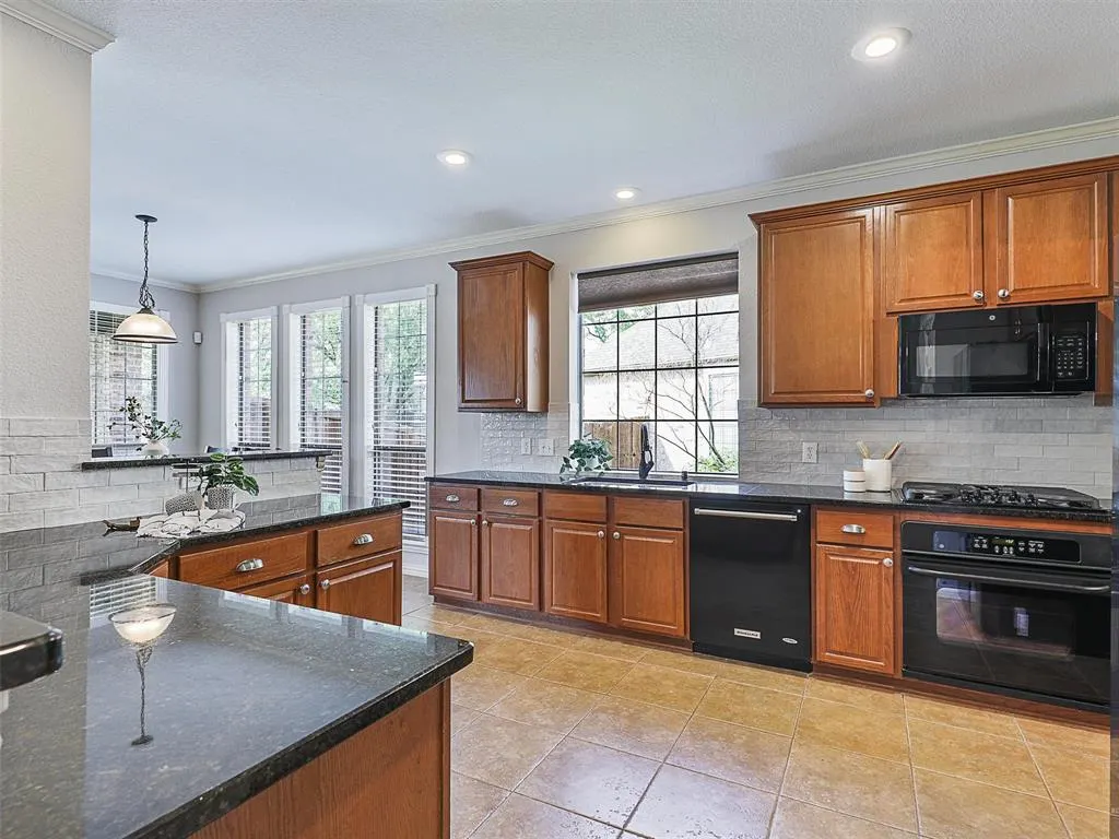 1201 Shenandoah Drive