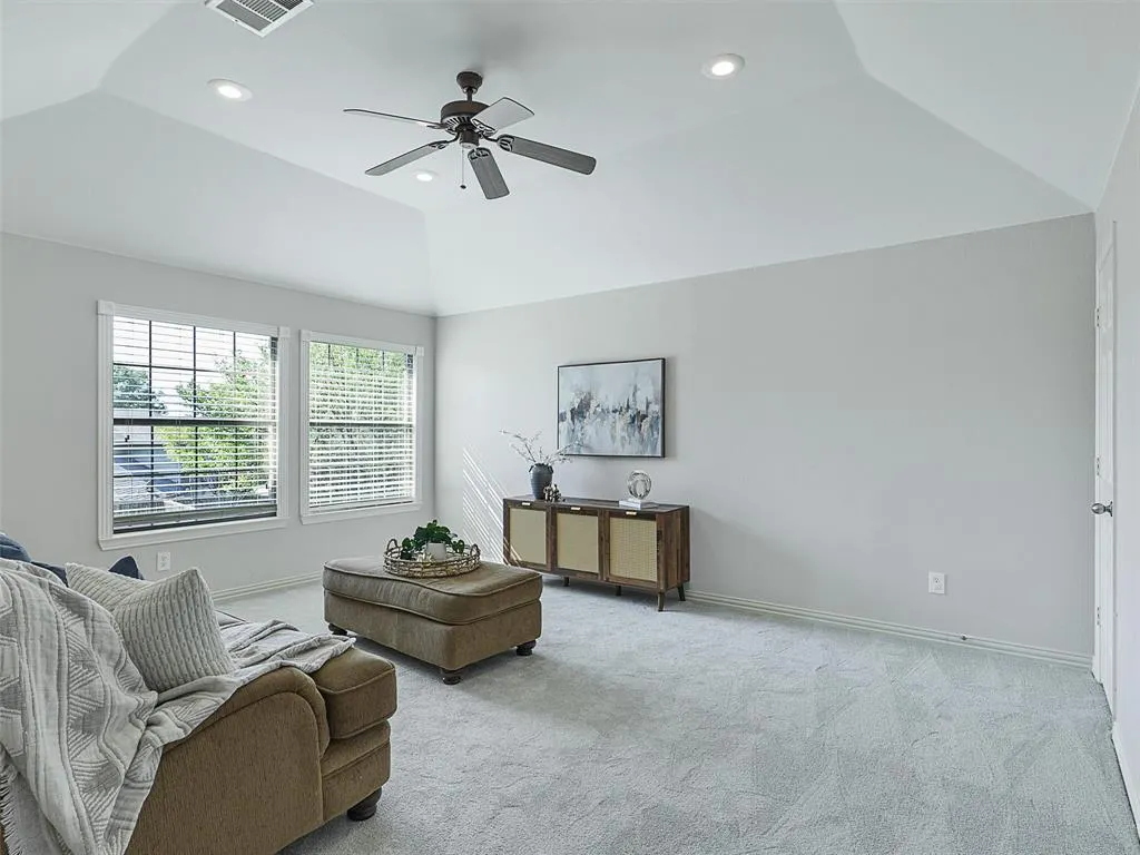 1201 Shenandoah Drive