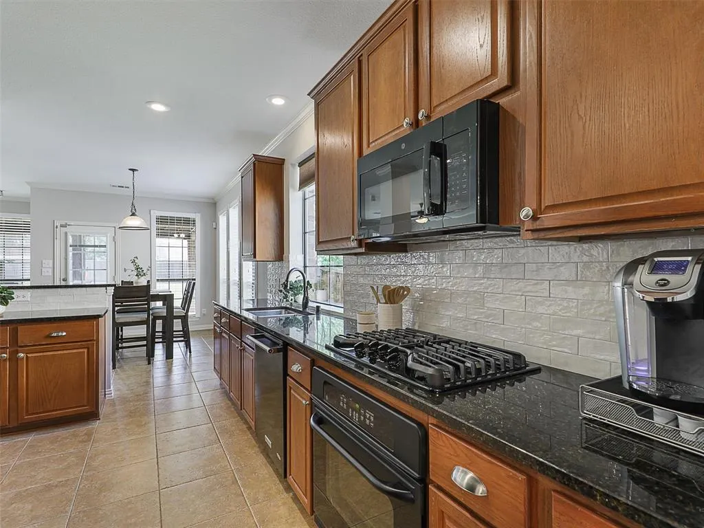 1201 Shenandoah Drive