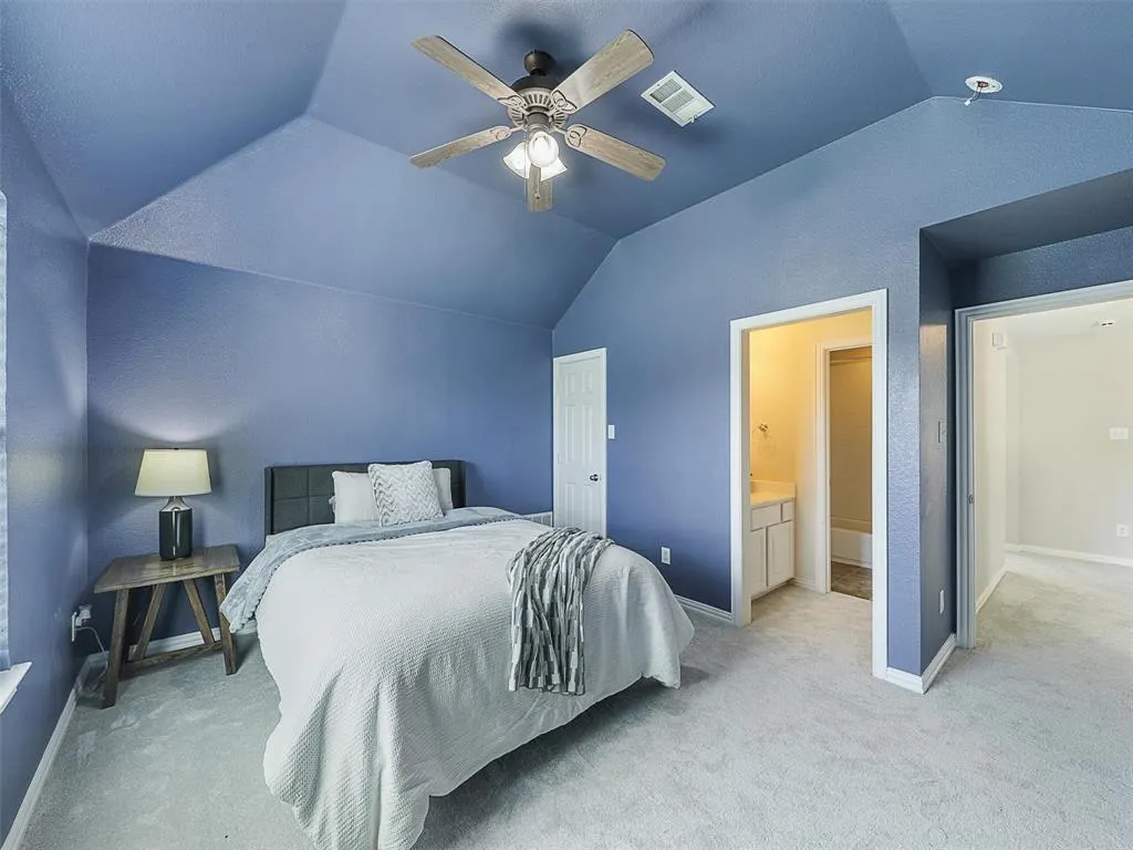 1201 Shenandoah Drive