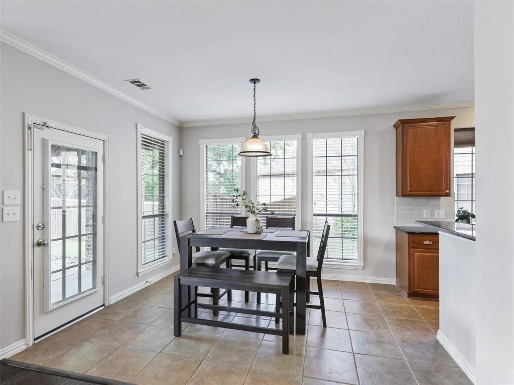 1201 Shenandoah Drive